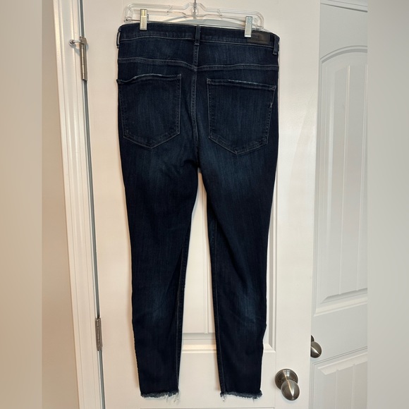 Express Jeans - Picture 2 of 8